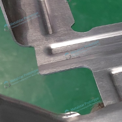 Szybkie stymulowanie blachy aluminiowej o średnicy 2,0 mm do motocykli terenowych