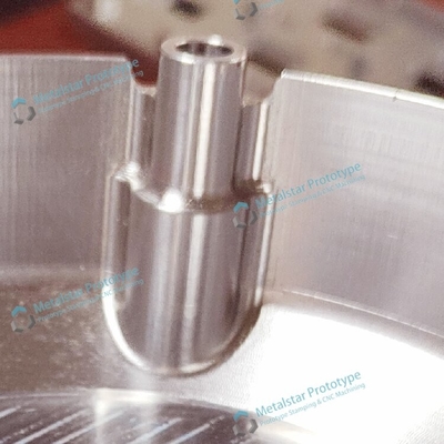 Usługi obróbki prototypów precyzyjnych z aluminium 6061 do motocykli